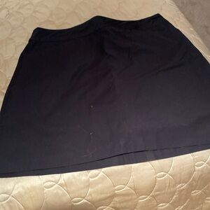 Black skort